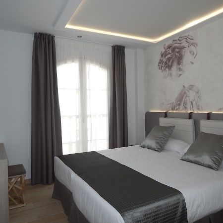 Hostal Boutique Dona Carmen - Adults Recommended Нерха Экстерьер фото